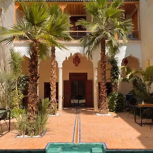  Riad Lion Rouge Marokko